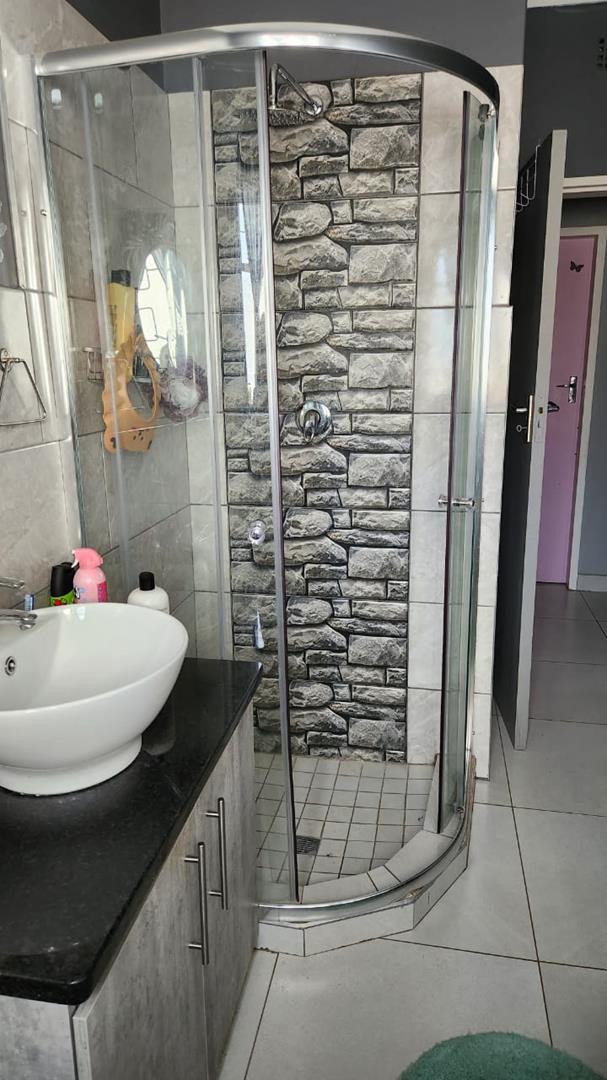 4 Bedroom Property for Sale in Carters Glen Northern Cape